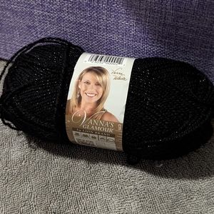 YARN Sparkly Shimmer Glitzy Black Tinsel Vanna's Glamour FULL SKEIN DISCONTINUED